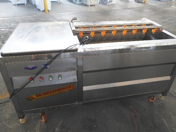 國產(chǎn)毛滾清洗機(jī)