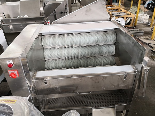 臺(tái)灣毛滾清洗機(jī)